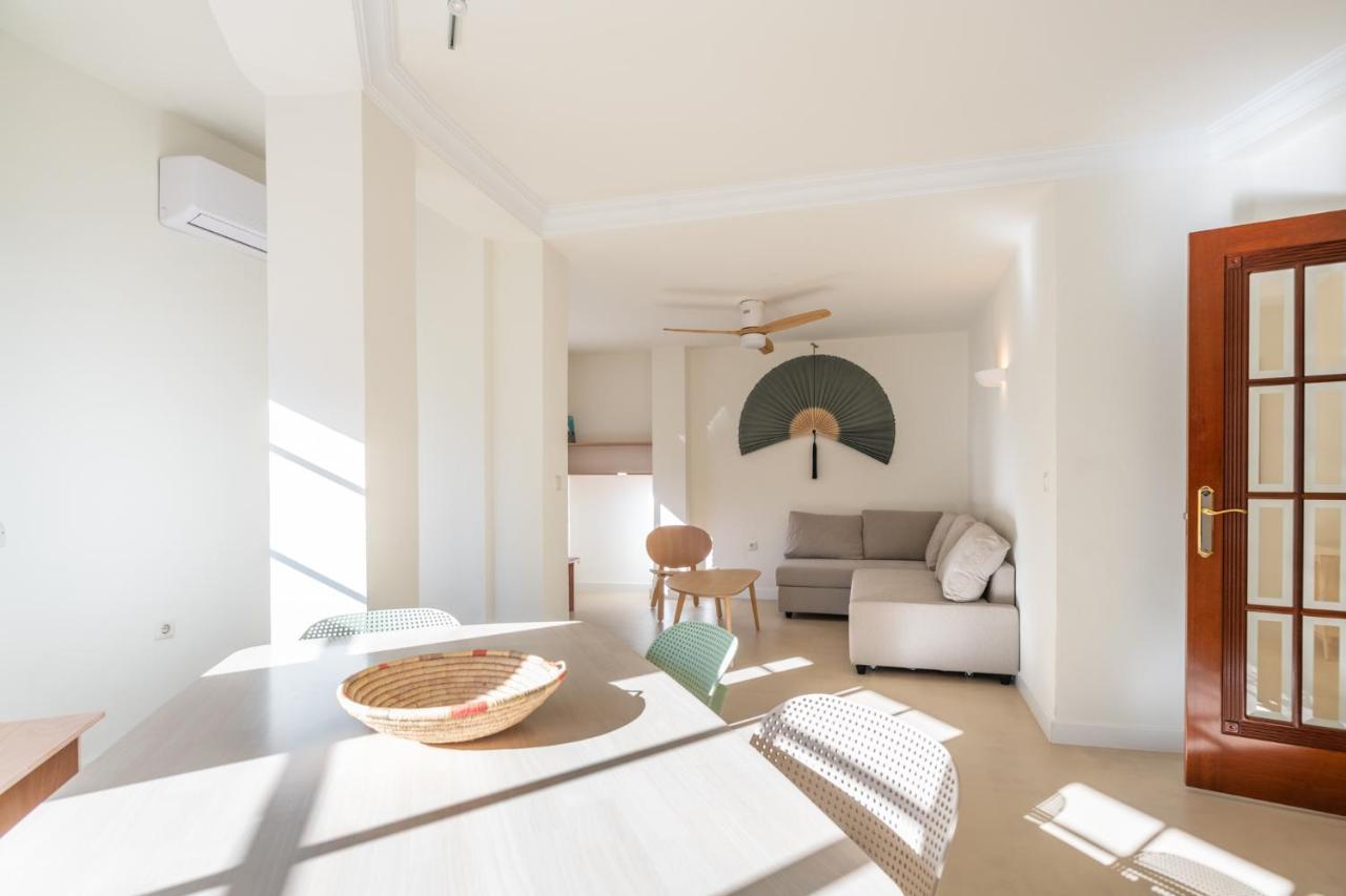 Amplio Apartamento Trinidad By Renthas Leilighet Málaga Eksteriør bilde